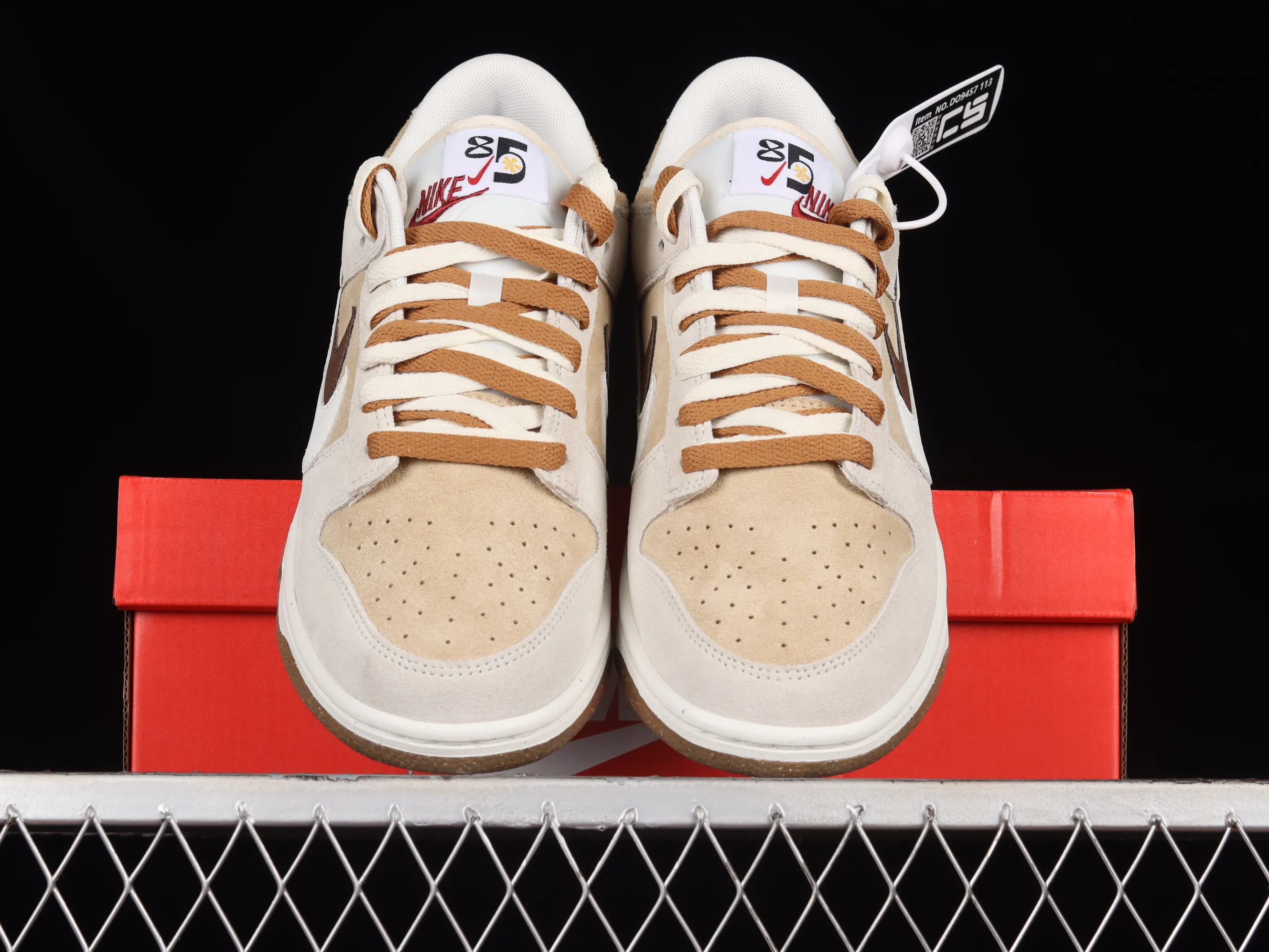 All categories Nk SB Dunk series Nk SB Dunk Low low-top sneakers Nk SB Dunk Low "85" white and brown double hook SB low-top sports and leisure sneakers DO9457-113